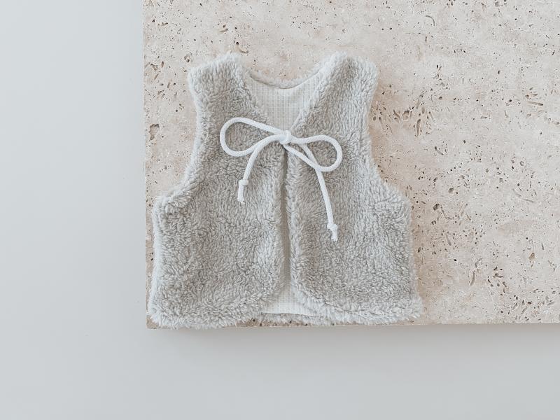 Teddy Weste Grau Weiß