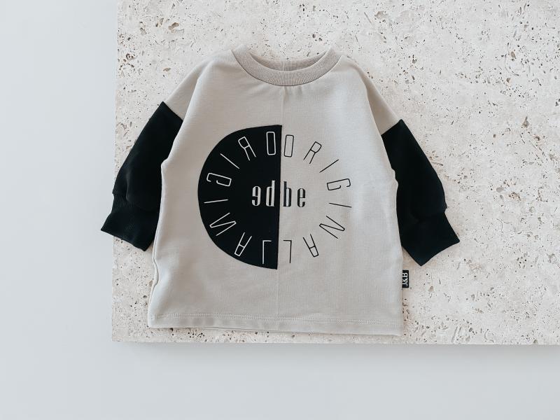 Oversize Pulli Original Beige Schwarz