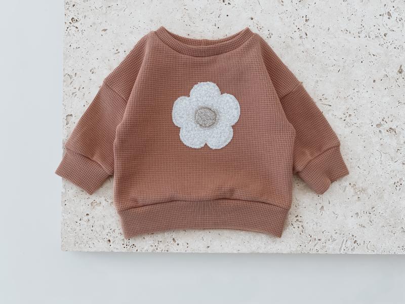Oversize Sweater Blush Flower