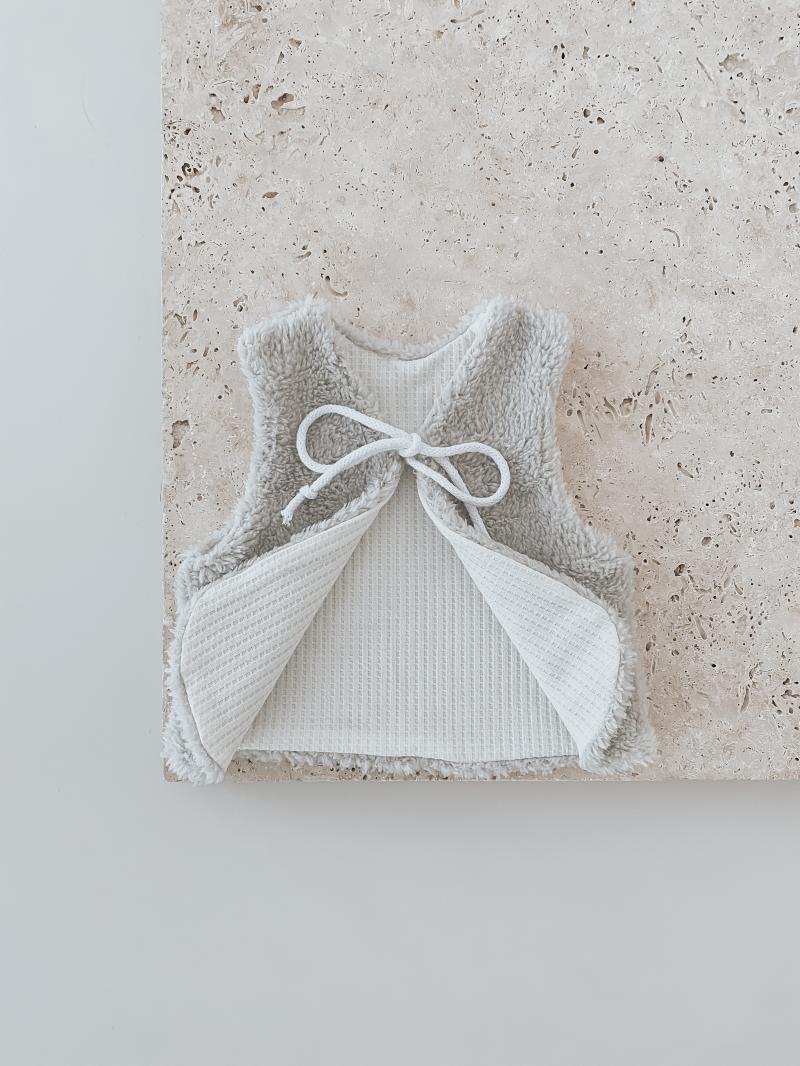 Teddy Weste Grau Weiß