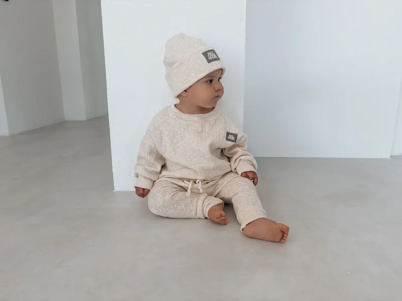 Oversize Sweater - Busy Making Memories