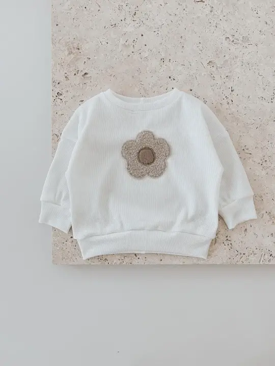 Oversize Sweater Ripp Creme Flower