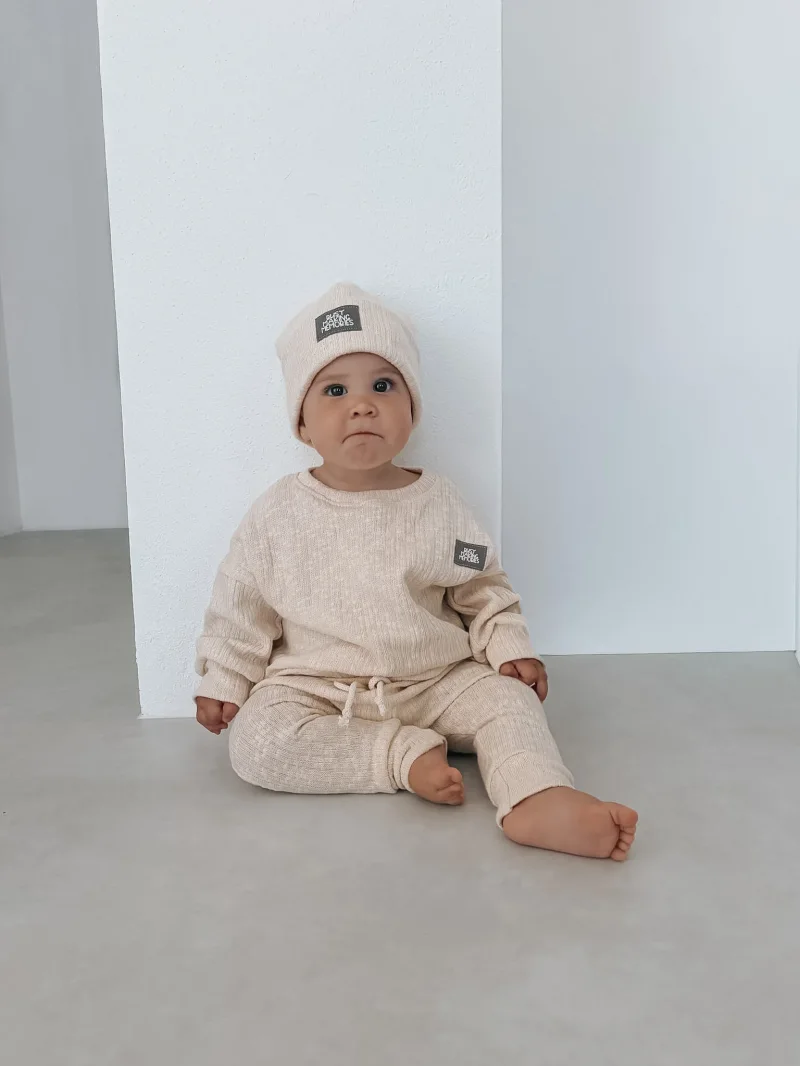 Beanie - Busy Making Memories